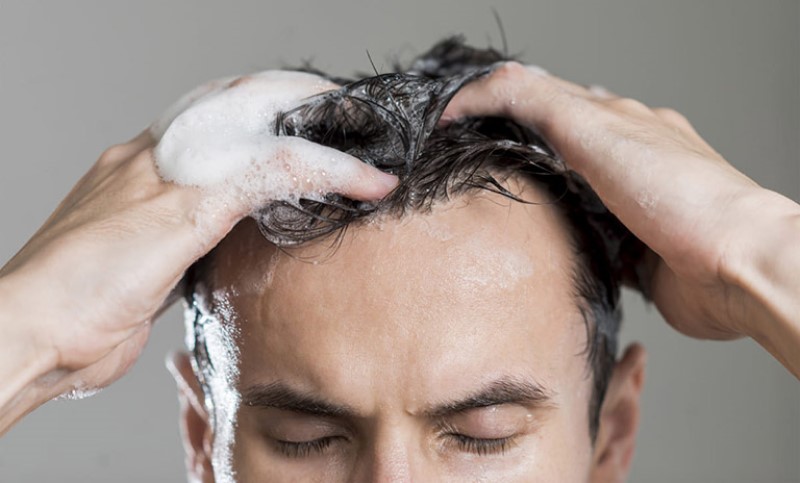 Dầu gội ngăn rụng tóc cho nam là gì?