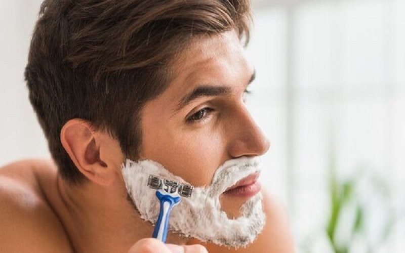 Làm sao để chọn lựa được lưỡi dao cạo râu phù hợp với làn da?