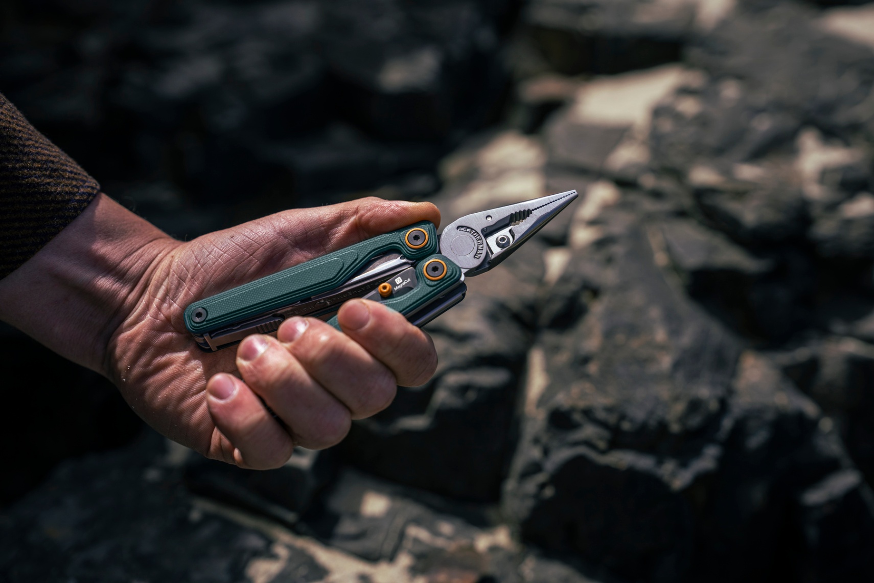 Dụng cụ đa năng Leatherman Wave Alpha